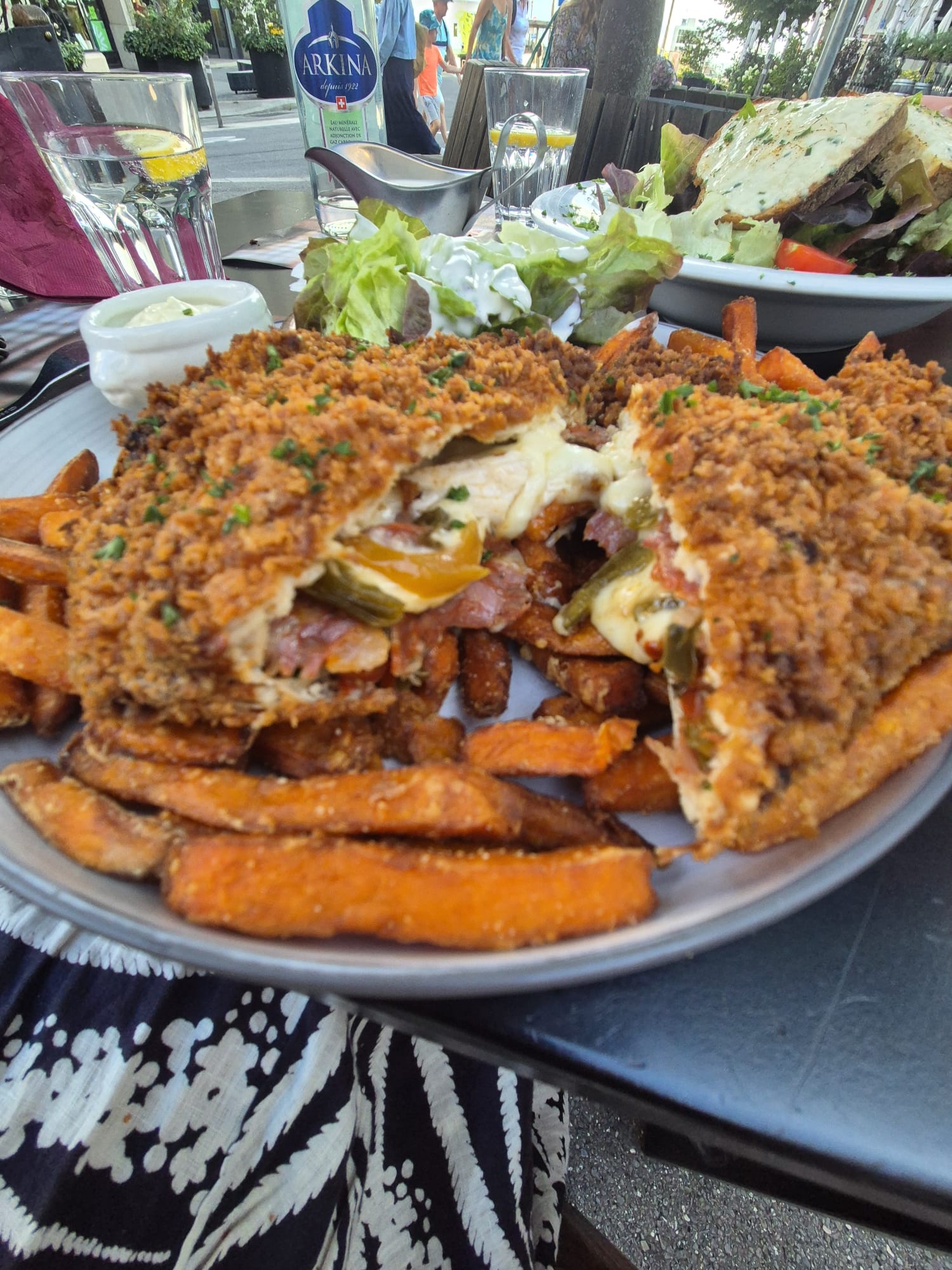 WhatsApp Image 2025-08-21 at 23.56.46 (1)